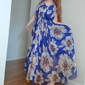 Chicwish Blue Floral Maxi Dress - Size XL